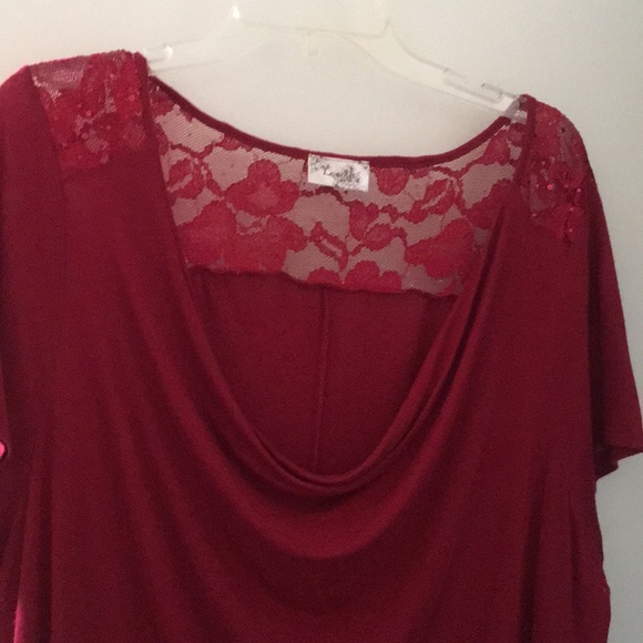 Lavish Red cowl top - Picture 3 of 3